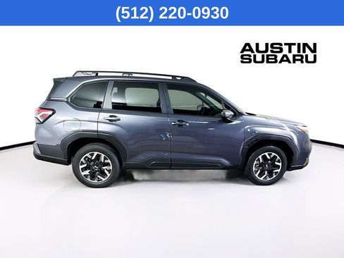 Certified 2025 Subaru Forester Premium image 9