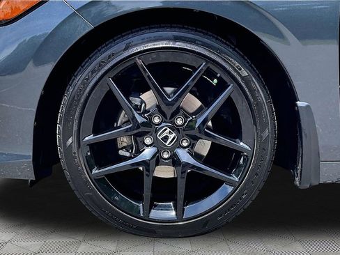 Certified 2025 Honda Civic Sport image 21