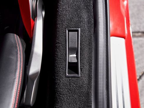 Used 2022 Ferrari F8 Tributo RWD image 44