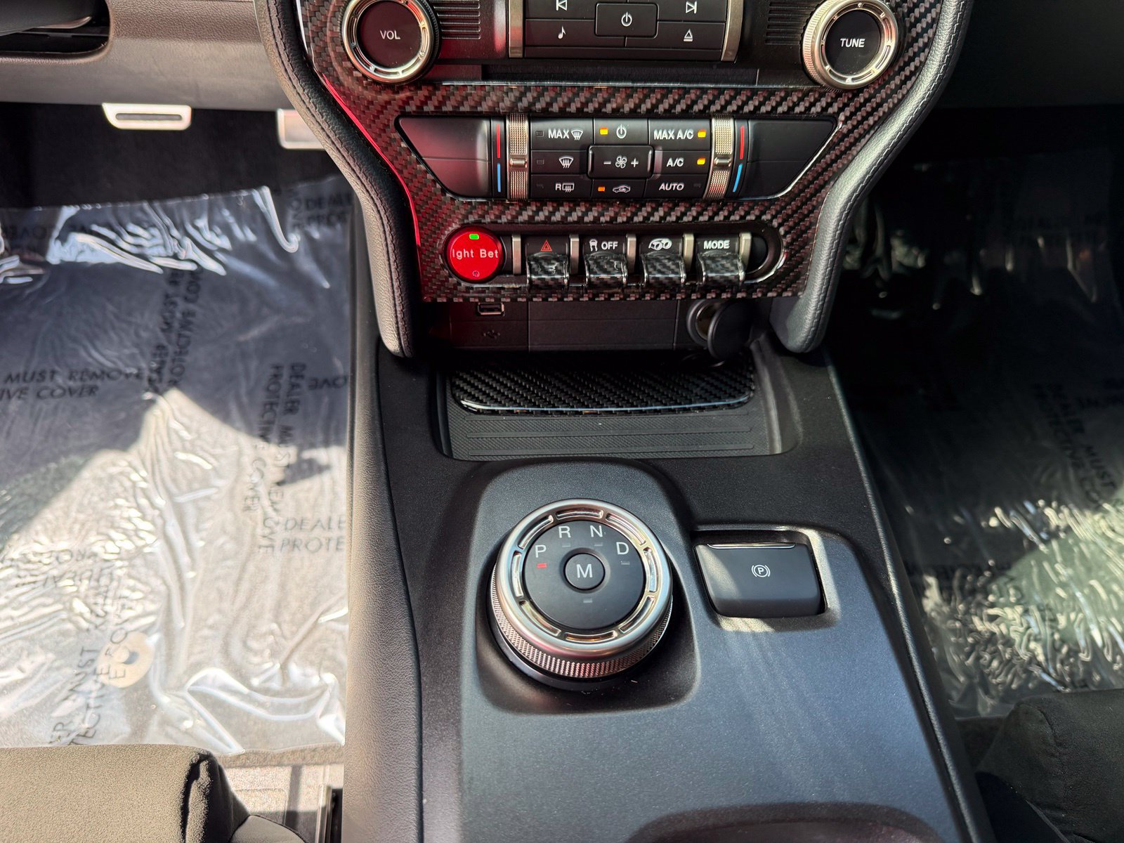 Used 2021 Ford Mustang Shelby GT500 w/ Technology Package RWD image 15