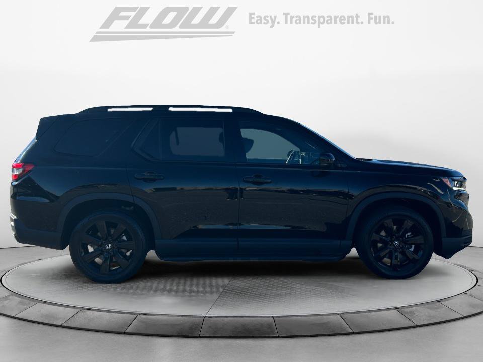 Certified 2025 Honda Pilot Black Edition image 8