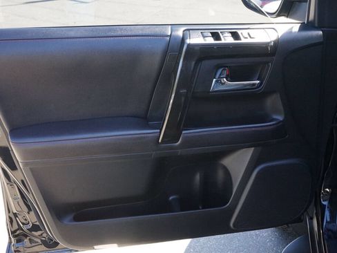 Used 2018 Toyota 4Runner TRD Pro AWD/4WD image 15