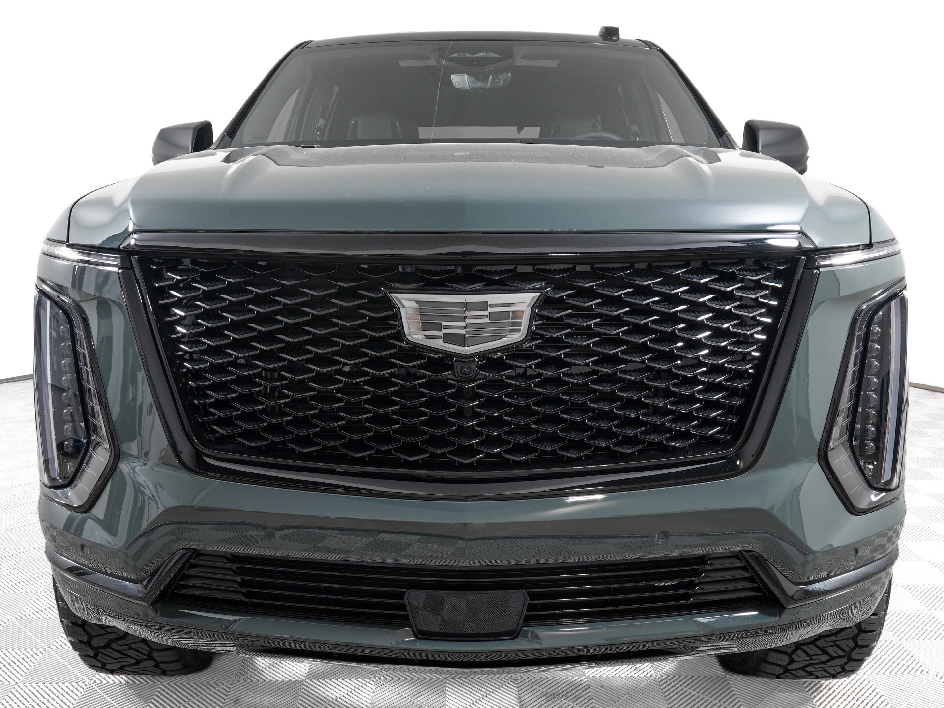 Used 2026 Cadillac Escalade Sport w/ LPO, ONYX Package AWD/4WD image 3