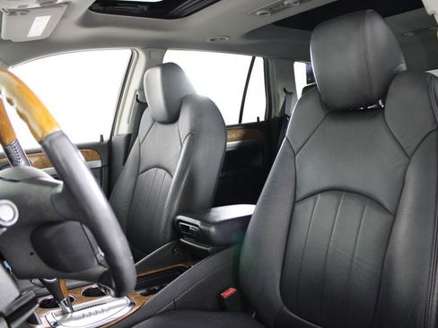 Used 2010 Buick Enclave CXL w/ Trailering Provision Package image 21