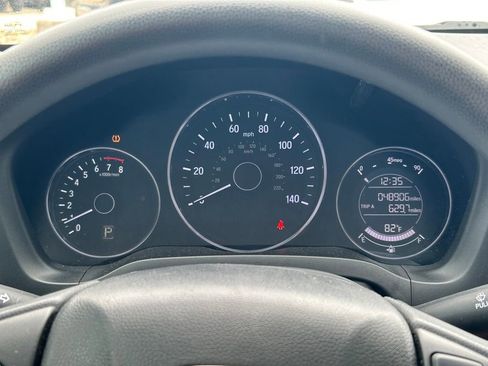 Used 2016 Honda HR-V LX image 28