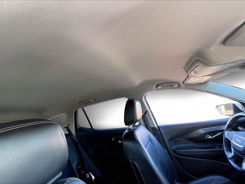 Used 2020 GMC Terrain SLT image 26