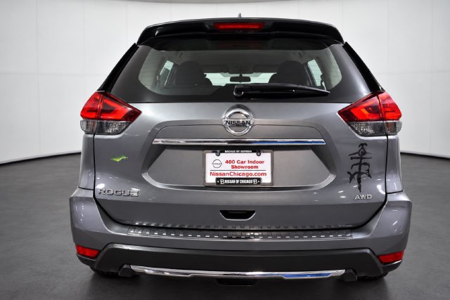 Used 2017 Nissan Rogue S AWD/4WD image 5