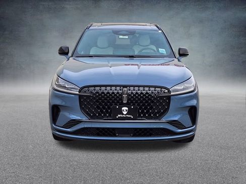 New 2026 Lincoln Aviator Black Label w/ Jet Appearance Package image 2