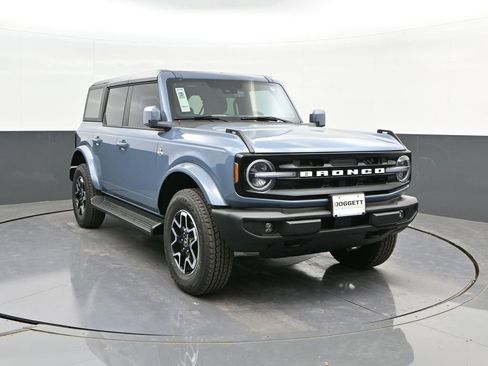 New 2025 Ford Bronco Outer Banks image 22