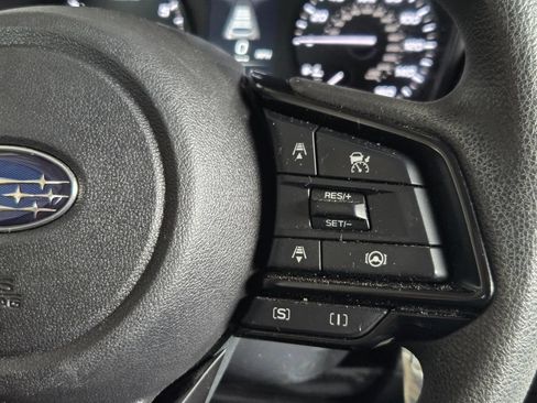 Used 2024 Subaru Crosstrek 2.0i AWD/4WD image 10