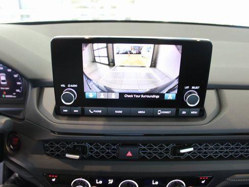 New 2025 Honda Accord SE image 28