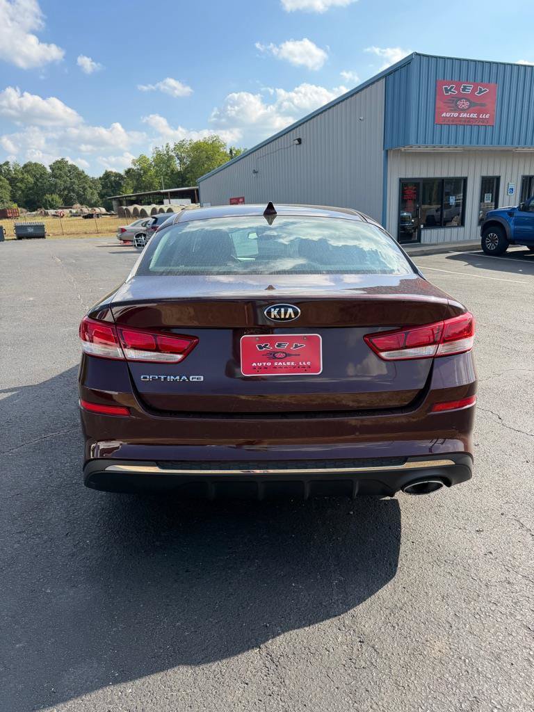 Used 2020 Kia Optima LX FWD image 4