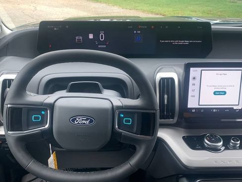 New 2027 Ford Expedition Active AWD/4WD image 15