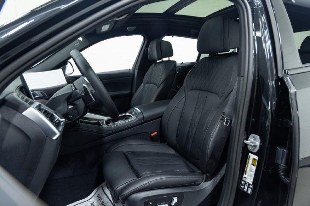 New 2027 BMW X6 M60i AWD/4WD image 24