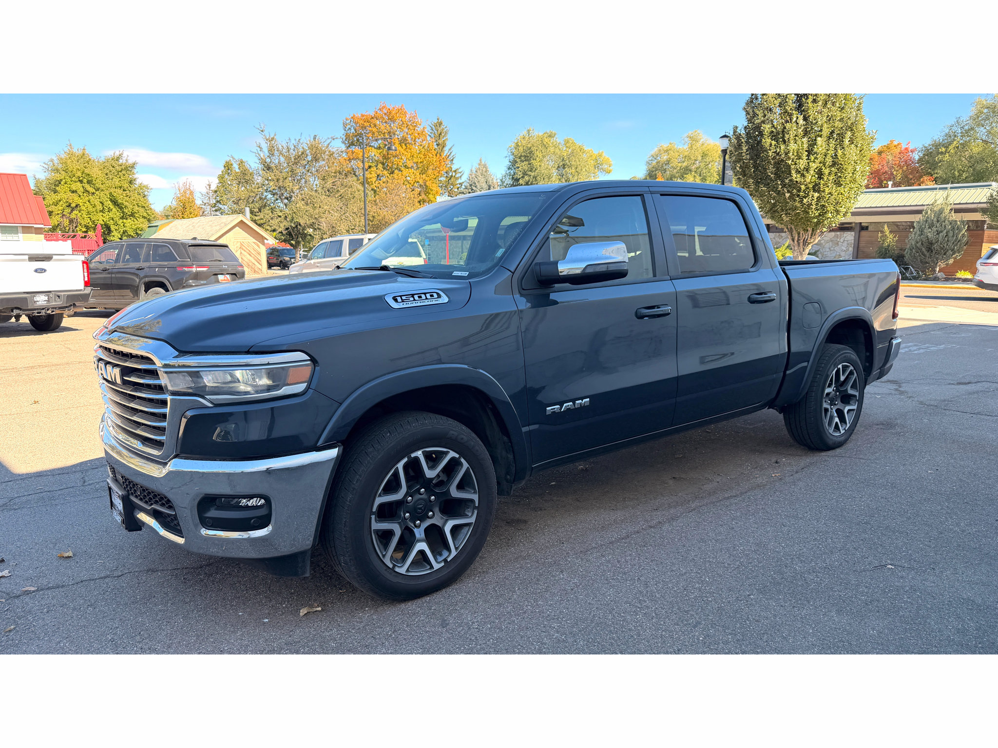 Used 2026 RAM 1500 Laramie AWD/4WD image 5