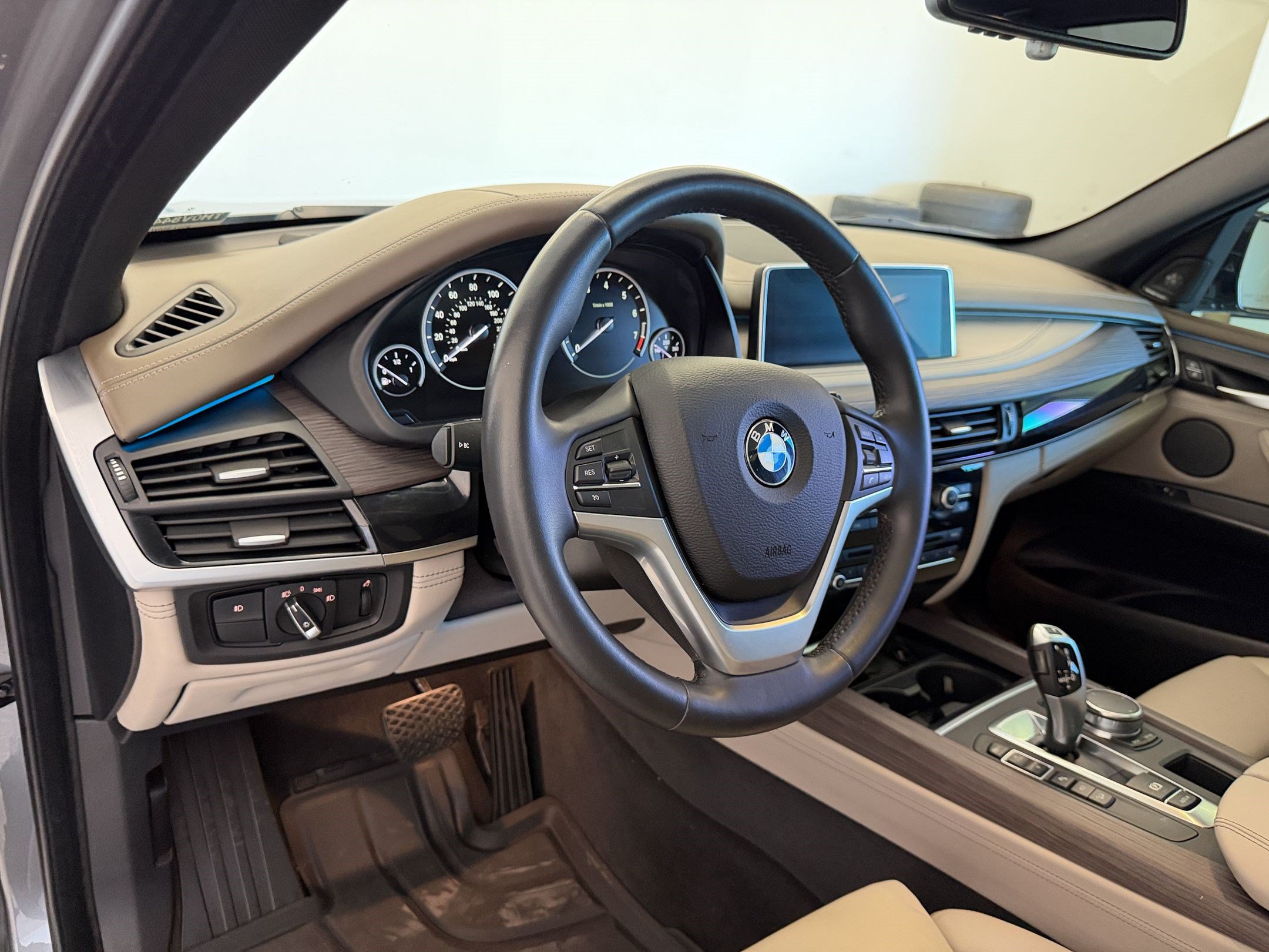 Used 2017 BMW X5 xDrive35i AWD/4WD image 4