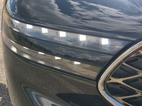 Used 2025 Genesis G90 3.5T AWD/4WD image 9
