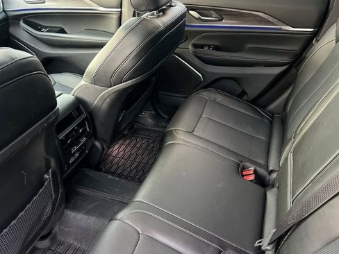 Used 2024 Jeep Grand Cherokee Overland w/ Trailer Tow Package image 4