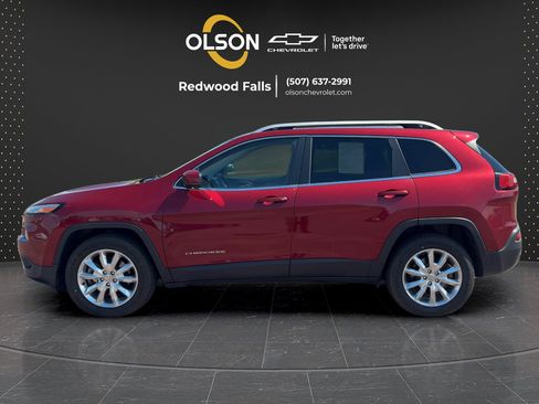 Used 2016 Jeep Cherokee Limited w/ Trailer Tow Group AWD/4WD image 2
