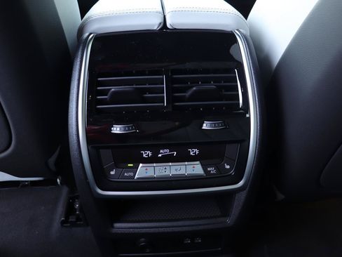 New 2026 BMW X5 sDrive40i w/ Climate Comfort Package RWD image 22