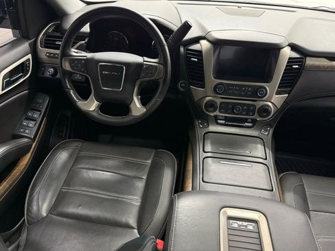 Used 2018 GMC Yukon Denali w/ Denali Ultimate Package image 8