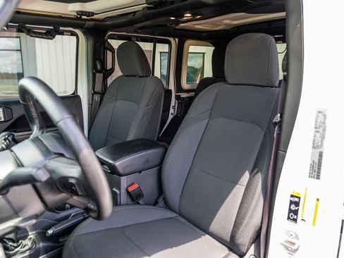 Used 2022 Jeep Wrangler Unlimited Sport AWD/4WD image 30
