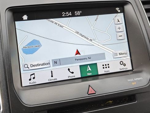 Used 2018 Ford Taurus SEL w/ Equipment Group 201A image 24