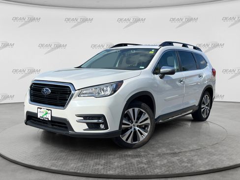 Used 2022 Subaru Ascent Touring AWD/4WD image 3