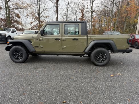 New 2026 Jeep Gladiator Sport AWD/4WD image 4
