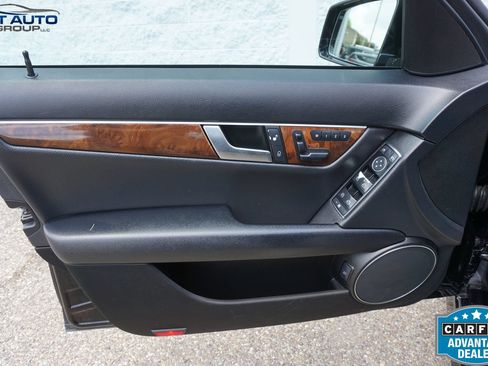 Used 2012 Mercedes-Benz C 300 4MATIC Sedan image 24