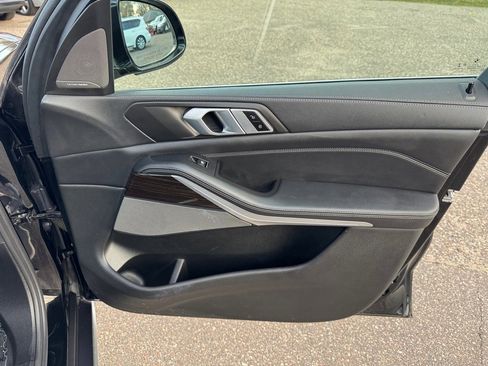 Used 2020 BMW X5 xDrive40i w/ Premium Package image 36