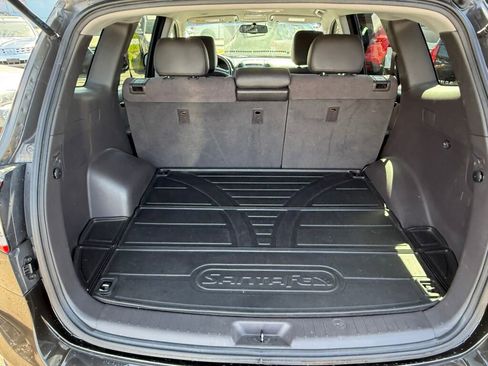 Used 2011 Hyundai Santa Fe SE AWD/4WD image 9