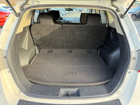 Used 2012 Nissan Rogue S w/ Special Edition Pkg image 27