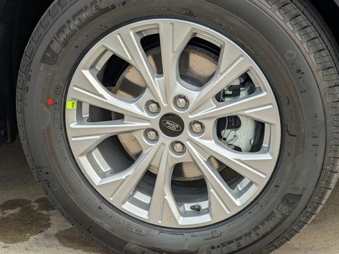 New 2026 Ford Escape Active image 9