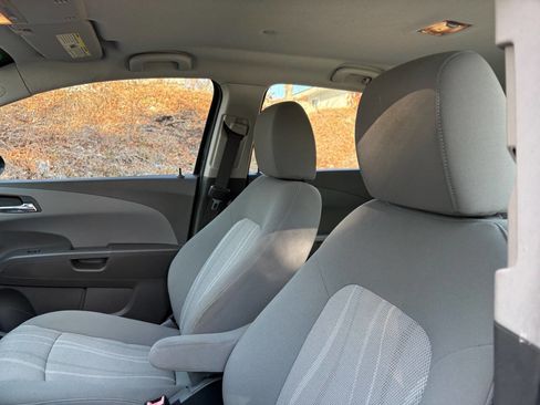 Used 2012 Chevrolet Sonic LT image 16