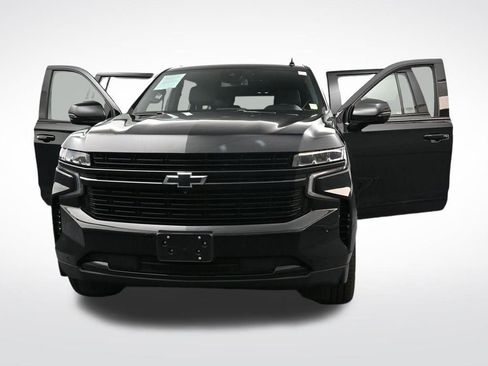 Used 2023 Chevrolet Suburban RST w/ Luxury Package AWD/4WD image 38