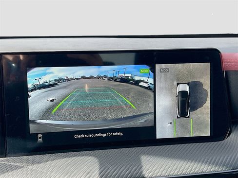 New 2026 Nissan Kicks SR image 13