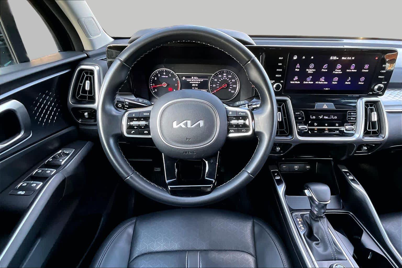 Used 2022 Kia Sorento S w/ Panoramic Sunroof Package FWD image 6