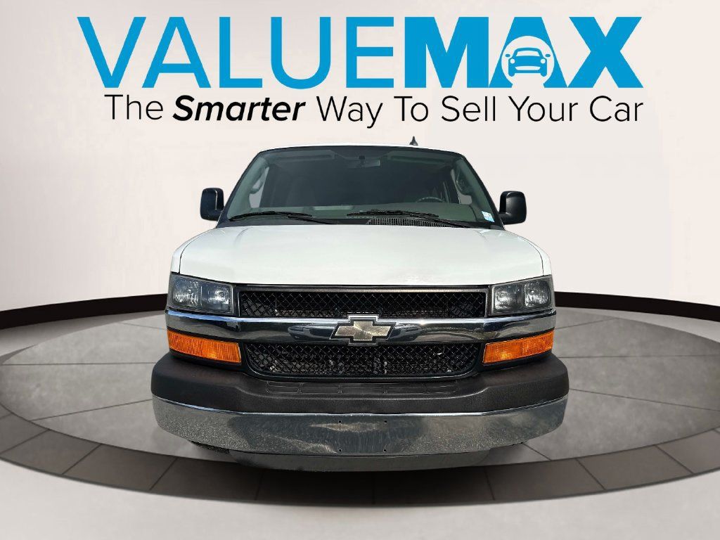 Used 2016 Chevrolet Express 3500 LT w/ LT Preferred Equipment Group RWD image 9