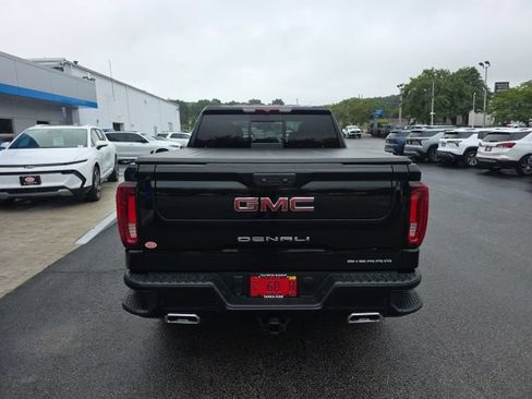 Used 2023 GMC Sierra 1500 Denali AWD/4WD image 5