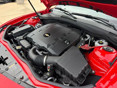 Used 2015 Chevrolet Camaro LS RWD image 12