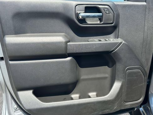 Used 2025 Chevrolet Silverado 1500 Custom w/ Turbomax Blackout Package RWD image 18