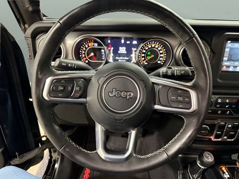 Used 2021 Jeep Wrangler Unlimited Sahara w/ Cold Weather Group AWD/4WD image 12