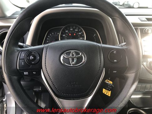Used 2013 Toyota RAV4 XLE image 13