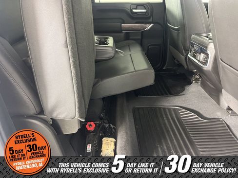Used 2022 Chevrolet Silverado 2500 LTZ w/ LTZ Plus Package image 15