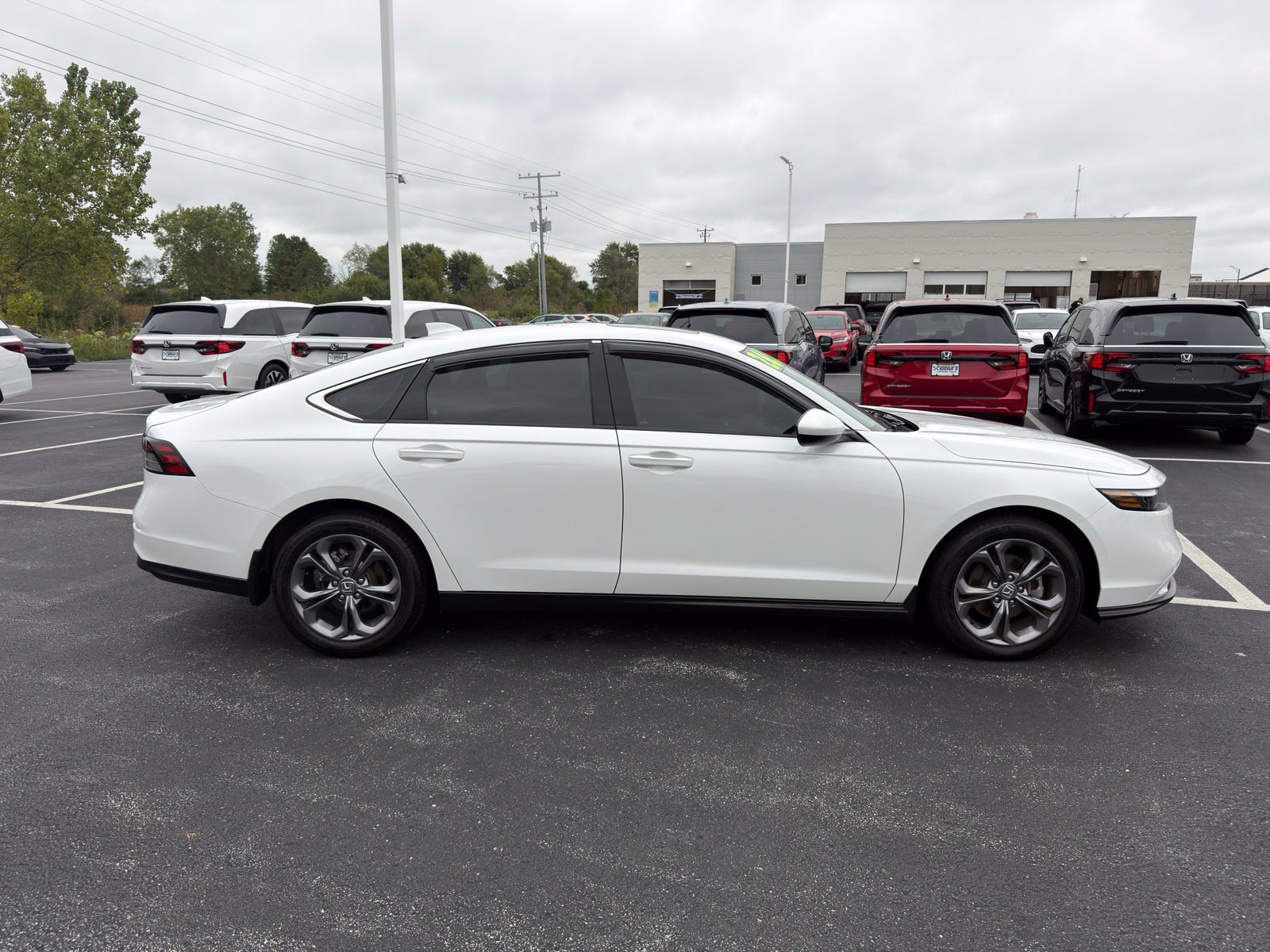 Used 2024 Honda Accord EX image 7