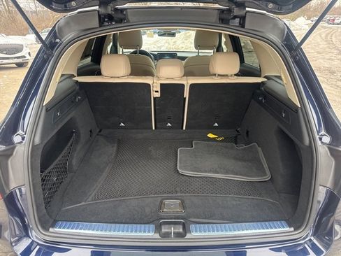 Used 2021 Mercedes-Benz GLC 300 GLC 300 image 34