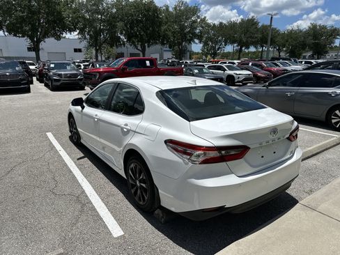 Used 2023 Toyota Camry LE AWD/4WD image 6