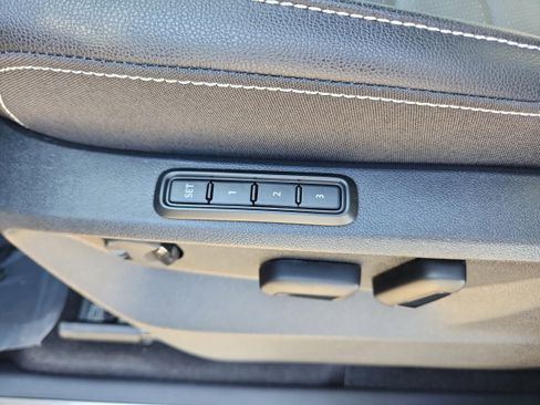 New 2026 Volkswagen Atlas Cross Sport SEL R-Line image 16