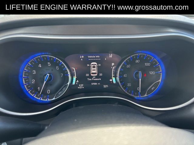 Used 2024 Chrysler Pacifica Touring-L FWD image 22